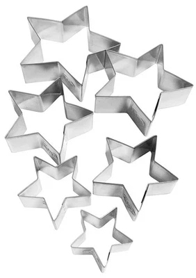 Dr.Oetker Set of 6 Silver Christmas Star Shaped Cookie Cutters 5-9 x 25cm - Image 1 of 4