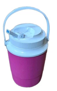 Rubbermaid Gott #1502 Pink Water Jug /Cooler 1/2 Gallon with Spout made in USA - Picture 1 of 3