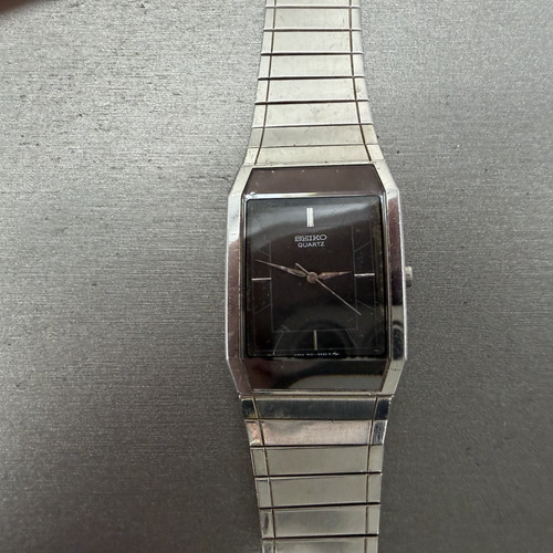 Vintage 1970's Seiko Mens Watch W/ An Awesome Blue Dial & Day/Date