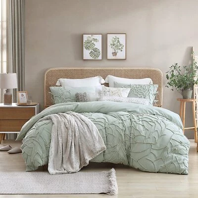 Beautiful 100% Cotton Ultra Luxury Tufted Duvet Cover 3 Pcs Set (Duvet+2 Pillow) - Image 1 of 4