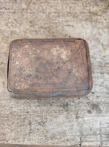 Ancient Primitive Rusty Hand Forged & Carved Floral Figured Tin Box Attached Cap - Picture 1 of 7