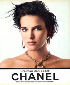 1986 Chanel Nouveau maquillaje moda joyería colores revista anuncio - Imagen 1 de 1