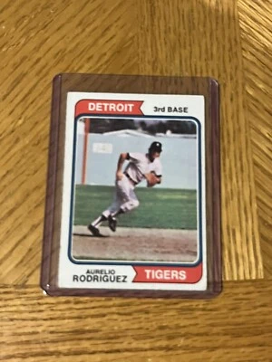 1974 Topps - #72 Aurelio Rodriguez - Image 1 of 2