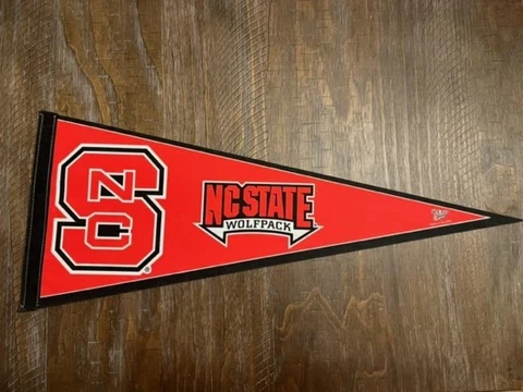 NC State Wolfpack Classic Pennant Cover