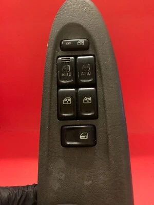 Interruptor de ventana maestro conductor Chevrolet TrailBlazer EXT 15068909 Foto 1 de 3
