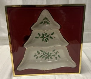 Lenox Holiday Tree Divided Server Dish Holly and berries Christmas - Picture 1 of 6