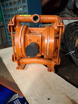 WILDEN PUMP 2 AIR OPERATED DOUBLE DIAPHRAGM PUMP M2 - Image 1 of 2