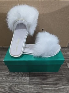 Lauren Lorraine Damen M=8 flauschige weiße Kunstfell flache Pantoletten/Hausschuhe Neu - Bild 1 von 4