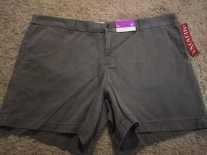 Merona Shorts Womens Size 14 Gray Chino Pockets Belt Loops Flat Front - Picture 1 of 9