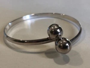 Made In Spain Kiss Lock Closure Bangle Bracelet, Average, Sterling Silver 925 - Picture 1 of 14