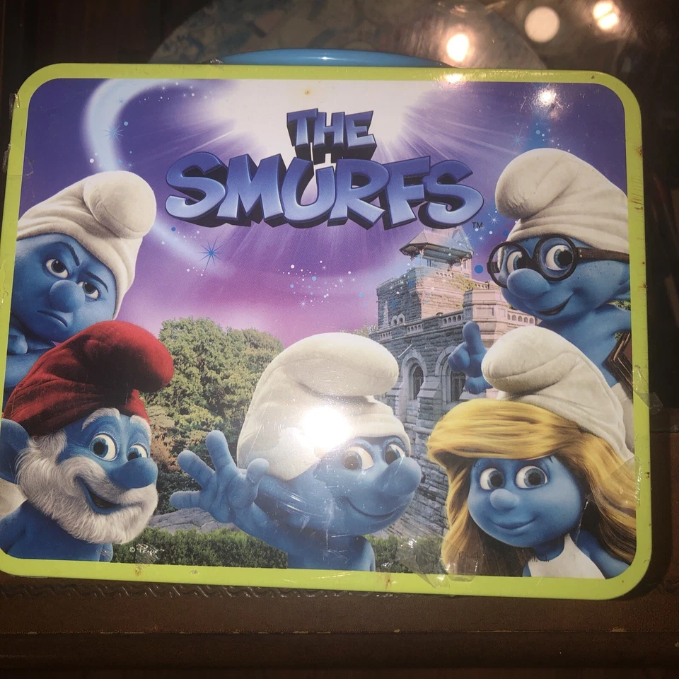 THE SMURFS 24 Piece Puzzle in Collectible Tin Lunch Box BRAND NEW - Image 1 of 1