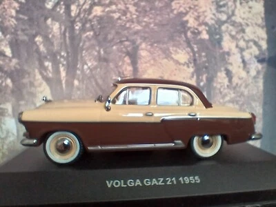 1/43  Ixo VOLGA GAZ-21 1955 - Image 1 of 3