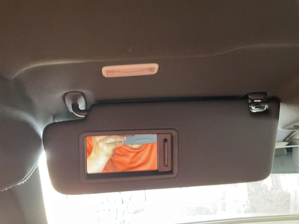 Driver Left Sun Visor Fits 17-22 AUDI A4 4682868 - Image 1 of 1