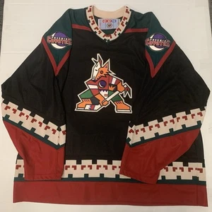 CCM Phoenix Coyotes Hockey jersey 2XL - Picture 1 of 5
