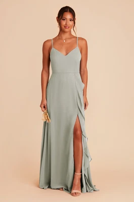 Vestido de Dama de Honor Gris Pájaro, Teresa en Color Salvia, Gasa, Talla XL, ¡Usado Una Vez! Foto 1 de 2