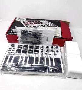 Akai MPK Mini MPC Essentials Hybrid 3 Wobble Special Edition White NEW OPEN BOX - Picture 1 of 8
