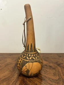 Tambor coctelera calabaza tallada a mano Kenia instrumento de arte popular tribal africano - Imagen 1 de 5