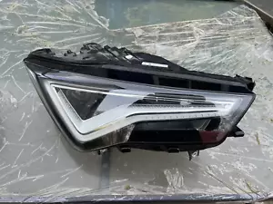 SEAT ATECA LED DRIVERS HEADLIGHT P/N 577941032B BROKEN LUGS 2022 MODEL FREE P+P - Picture 1 of 6