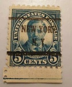 Rare issue Stamp 5 CENTS Roosevelt /RARO sello 5 cents Roosvelt fallo corte👇 - Imagen 1 de 2