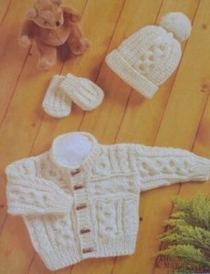 (31) Knitting Pattern - Baby Child's Aran Cardigan Hat Mittens Sizes 16" - 24" - Imagen 1 de 4