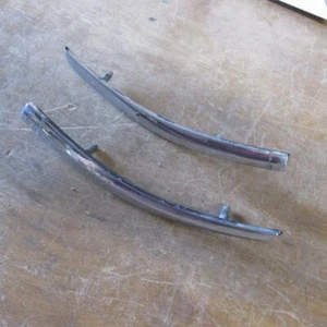 1968 OLDSMOBILE CUTLASS 442 ORIGINAL GM FENDER EXTENSION MOLDINGS 399746 399747 - Picture 1 of 4