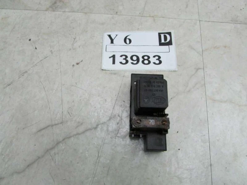Mercedes-Benz ML320 1998-2005 caja de fusibles relé enchufe conector puerto OEM 163545332 Foto 1 de 4