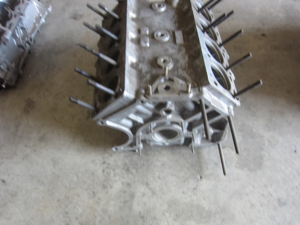 Ferrari 208 turbo - Crankcase / Block - NEW - P/N 121283 - Image 1 of 4