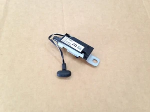 VAUXHALL INSIGNIA A 2013-2017 AERIAL BOOSTER ANTENNA AMPLIFIER 13327069 - Picture 1 of 1