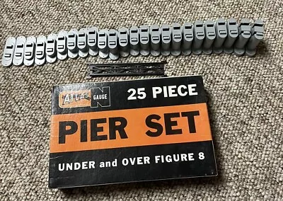 Atlas N Gauge 25 Piece Under and  Over Figure 8 Pier Set #2541-250 Vintage - Image 1 of 2