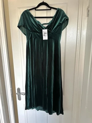 QUIZ Green Velvet Midi Dress - Christmas Party - Occasionwear - Size 16 - BNWT - Image 1 of 4