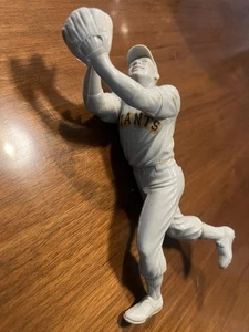 1954 WORLD SERIES WILLIE MAYS GREATEST CATCH 1966 AURORA MODEL NEW YORK GIANTS - Picture 1 of 8