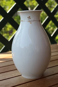 Hutschenreuther Schloss Bentheim Vase ca. 17 cm Blumenvase Porzellan - Bild 1 von 2