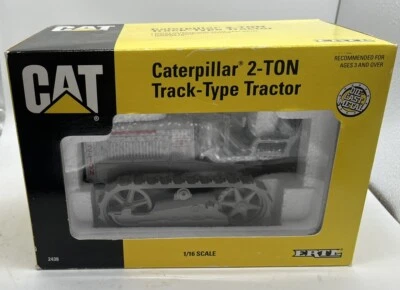 CAT CATERPILLAR 2-TON TRACK TYPE TRACTOR 1/16 SCALE ERTL #2438 GRAY - Image 1 of 4