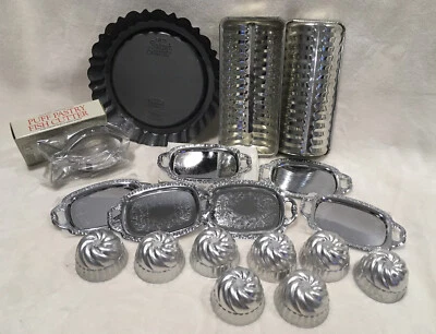Lote 18 Artículos de Cocina-Moldes, Cortador de Pastelería, Sartén de Postre Ekco, Mini Bandejas Plateadas Foto 1 de 4