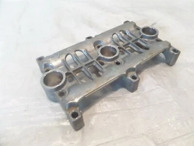 Soporte de abrazadera de escalera de árbol de levas de culata triple y R Triumph Speed 2012-2015 Foto 1 de 4