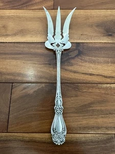Antique Alvin Sterling Silver Lettuce Fork Extremely Rare Sorrento Pattern - Picture 1 of 8