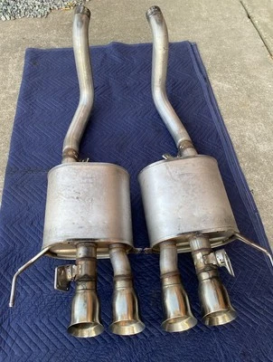 Chevrolet Corvette C7 Z51 2014-2019 Exhaust Muffler Mufflers Dual Tips Quad OEM - Image 1 of 4