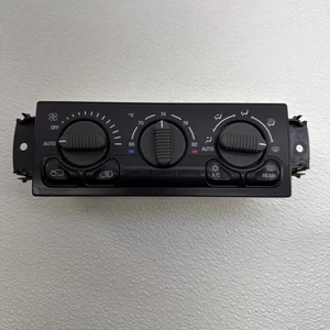 2000-2002 Chevy Tahoe GMC Yukon Temperature Climate Control Unit A/C PN 15060162 - Picture 1 of 16