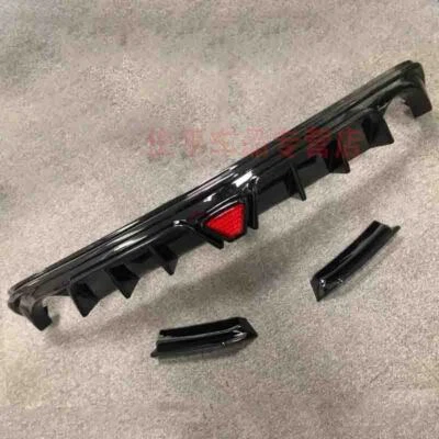 光泽黑色 ABS 后保险杠扩散器唇部适合马自达 6 Atenza Sedan 2019-2021 — 第 1/3 张图片