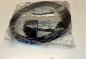 Steckdose Anhängersteckdose Mercedes T2 Vario 6685400581 NOS - Picture 1 of 3
