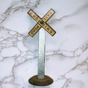 Juego de letrero de cruce de ferrocarril vintage hecho a mano de madera y metal de 6,5" para tren - Imagen 1 de 6