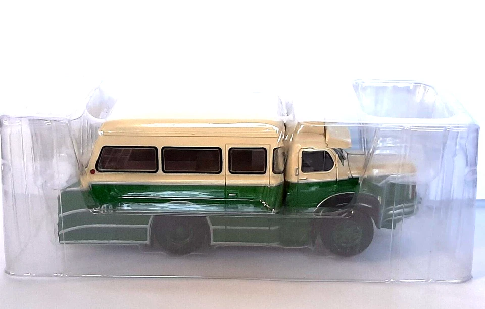 DIE CAST CAMION  GLM10 DEPANNEUSE DE LA RATP  SCALA 1/43 #801 - Immagine 1 di 1