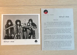 Motley Crue Theatre of pain Kit w/ 8x10 band photo Record Promo PROMOTIONAL - Picture 1 of 3