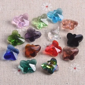 10 Stck. Schmetterling Form 14 mm Facettiert Kristall Glasplatte Gebohrt Anhänger Perlen - Bild 1 von 19