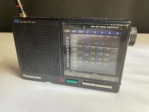 Vintage Panasonic RF-B10 Multi Band FM, SW, MW, Radio Pocket size - Parts Only - Picture 1 of 12