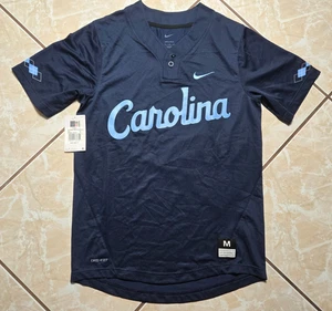 Nueva con etiquetas Nike North Carolina Tar Heels Dri-Fit NCAA College Camiseta de béisbol para hombre M - Imagen 1 de 12