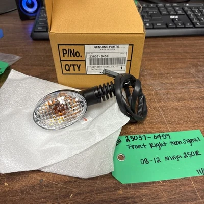 Señal de giro delantero derecho Kawasaki Ninja 250R OEM 23037-0459 nueva 2008-2012 Foto 1 de 4