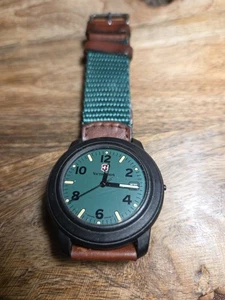 Victorinox Swiss Army Inox Reloj Esfera Verde 166 ft Resistencia Piezas Reparación Lote 2 - Imagen 1 de 7