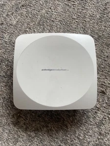 Pakedge WK-1 Indoor Wireless Access Point Dual Band. - Photo 1/6
