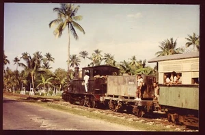 photo.train.ancienne locomotive B2716 .Purwodadi. Indonésie - Imagen 1 de 2